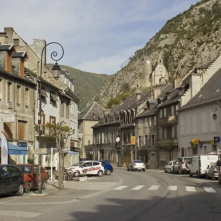 Pensjonat Chateau Serre Barbier *